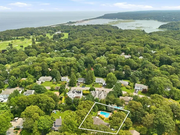 11 Soundview Drive, Port Jefferson, NY 11777
