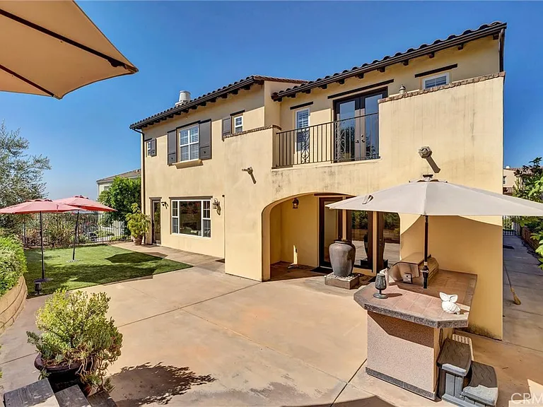 510 E Viewcrest Dr — Photo 52