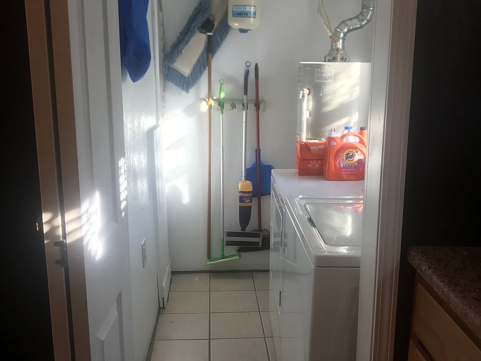 1st image of 202 S 7th St