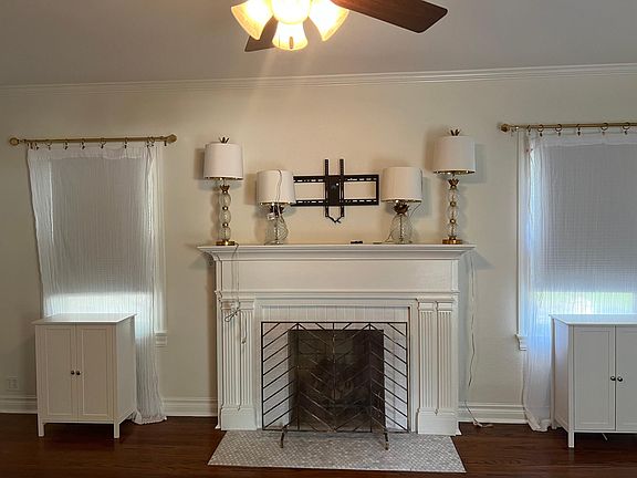 4th image of 4409 Birchman Ave