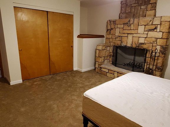 5th image of 24585 Bernard Dr