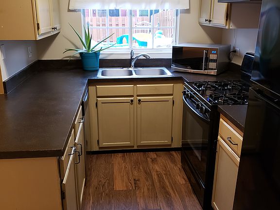 5th image of 7558 Canterbury Dr