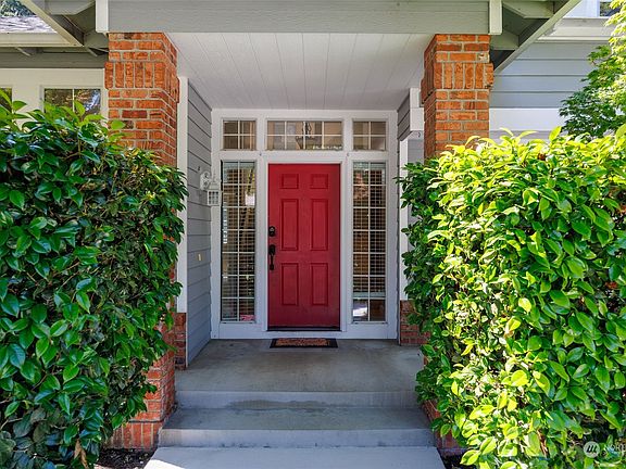 2nd image of 9812 153rd Street Ct E