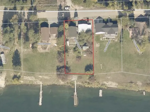 1101 Greggs Rd, Newport, WA 99156