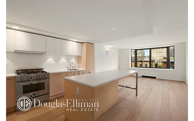Rented by Douglas Elliman | media 17