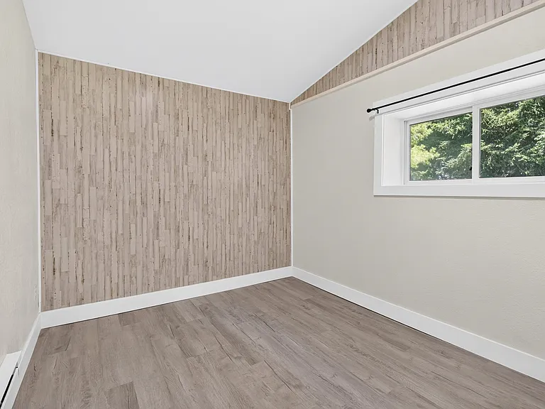 816 N 17th Ave — Photo 18