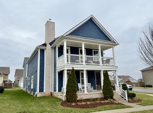 3279 Vinemont Dr, Thompsons Station, TN 37179
