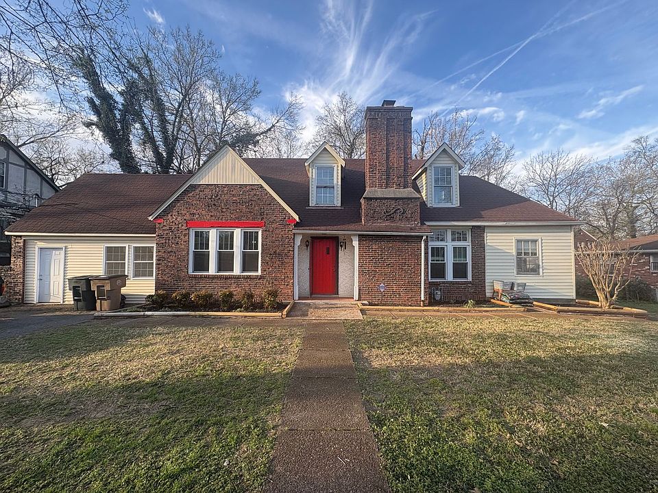 1st image of 1010 Gale Ln