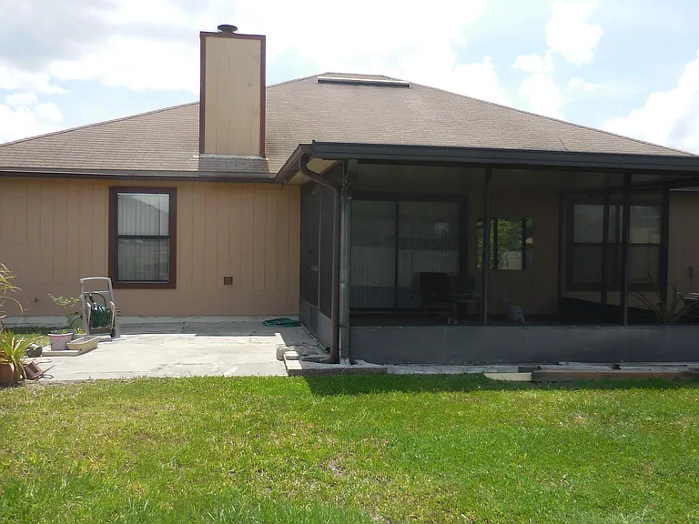 6979 Seaboard Ave — Photo 4