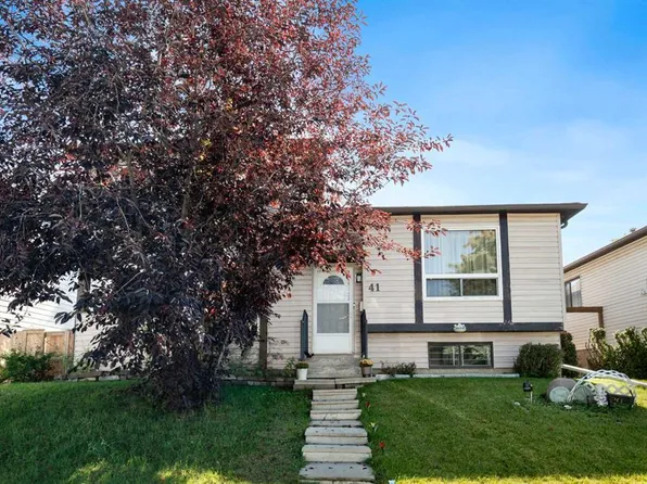 41 N Cedardale Rd SW, Calgary, AB T2W 5A7