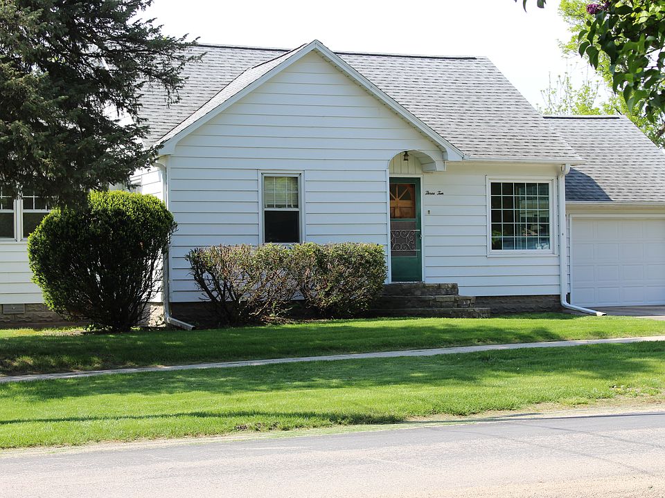 1st image of 310 4th St