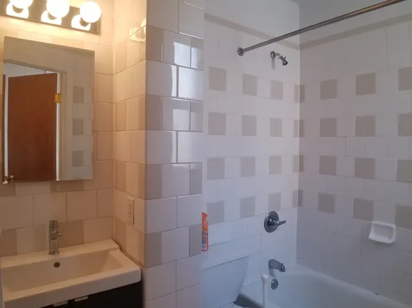 235 East 24th Street image 11 of 11