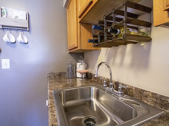 2nd image of 2551 Spindlehill Dr #2508-2