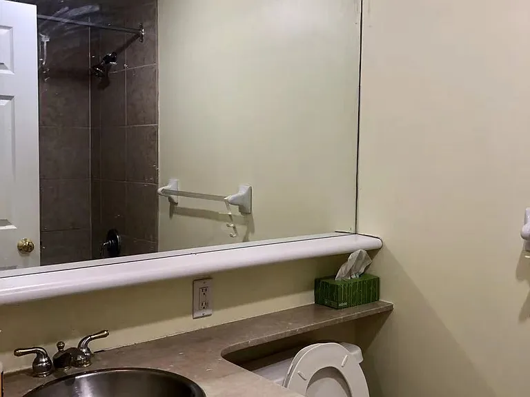 55 Bloor St E #1701 — Photo 6