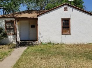 2404 24th St, Lubbock, TX 79411