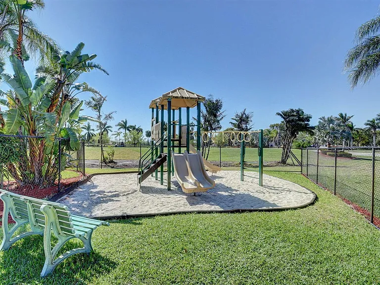 6064 Beaconwood Rd — Photo 40