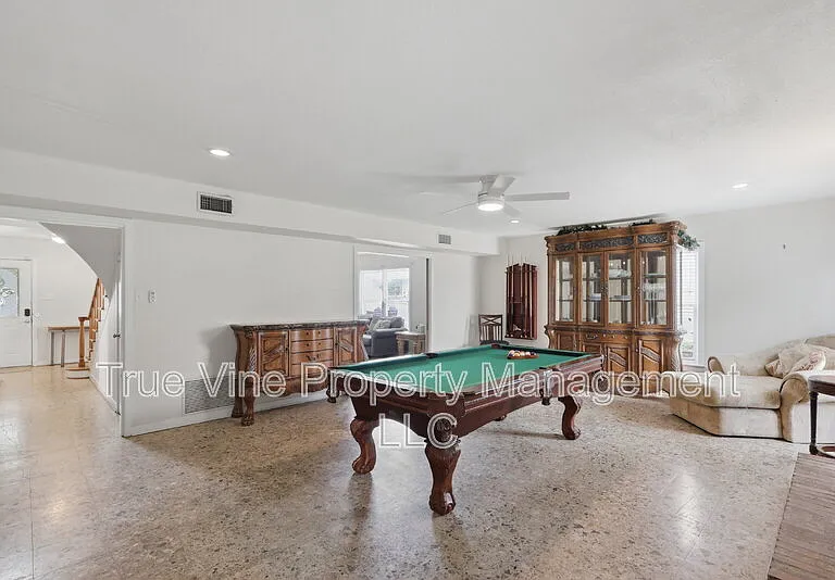 2423 W Gramercy Pl — Photo 8