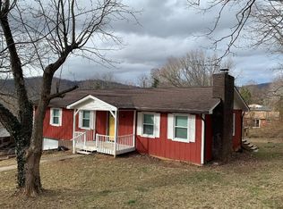32 Nixon Ter, Asheville, NC 28805
