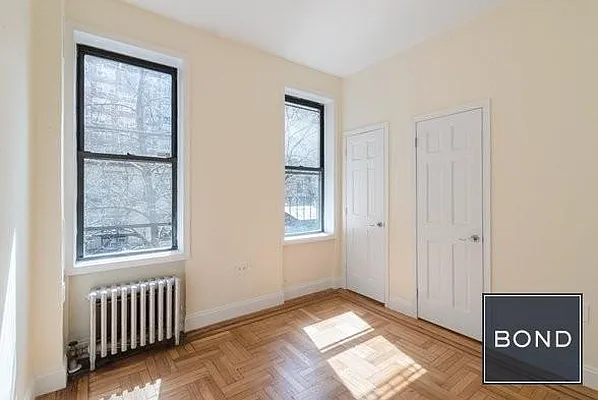 Rented by Bond New York | media 3