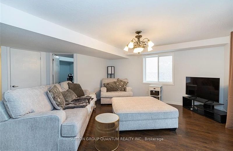 London House for rent - 2 Bedrooms — photo 7