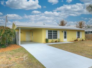 866 Gilbert St, Sebastian, FL 32958