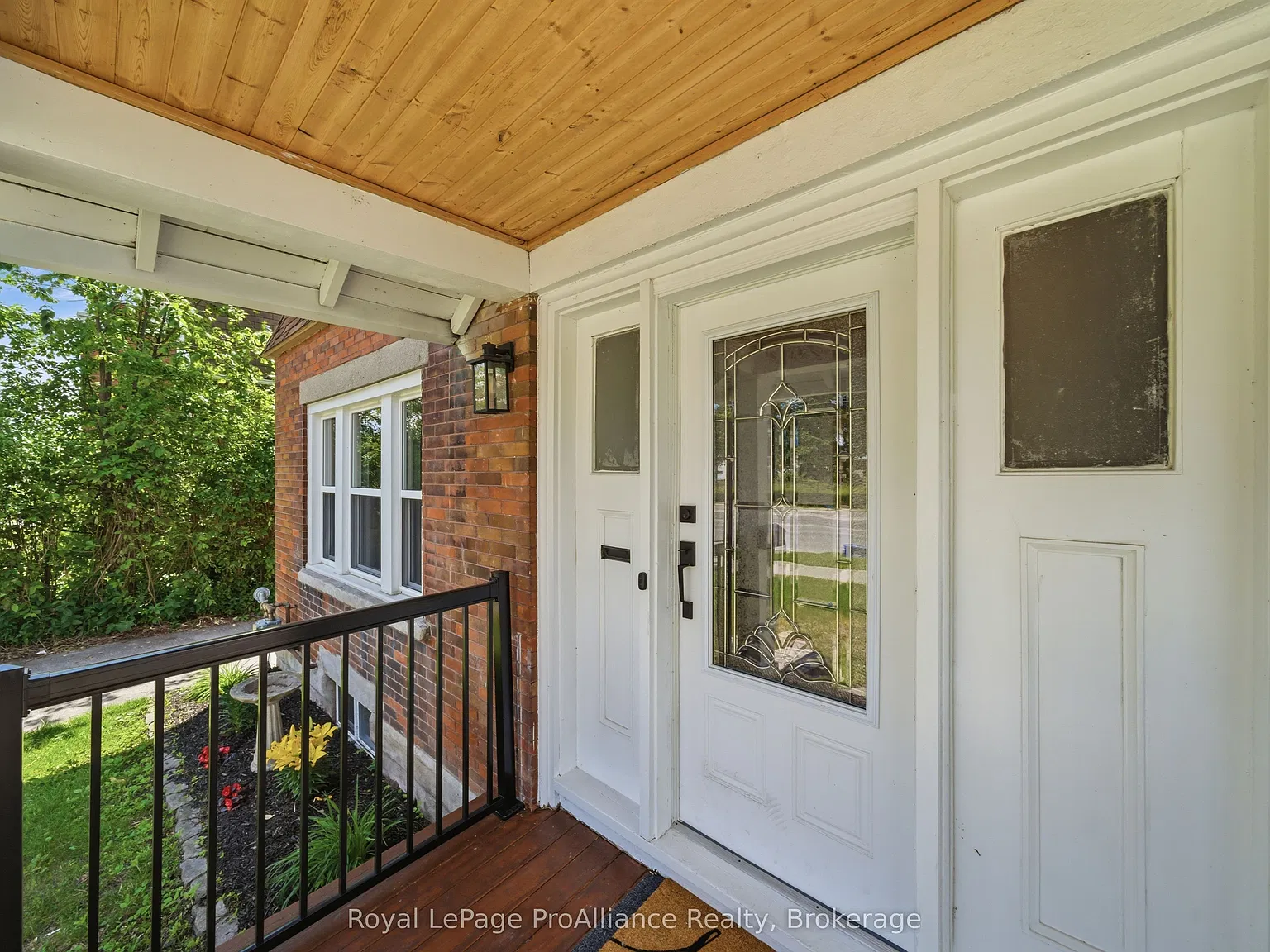 3 bed, $2,500 — Photo 3