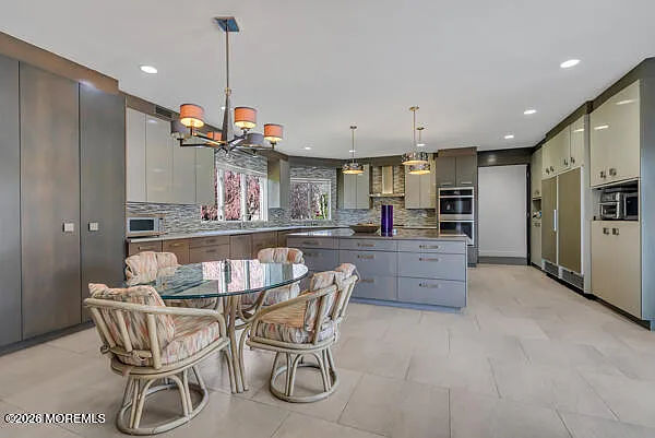 3 Clover Hill Pl — Photo 11