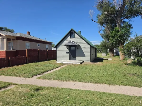 425 N 3rd Ave, Sterling, CO 80751