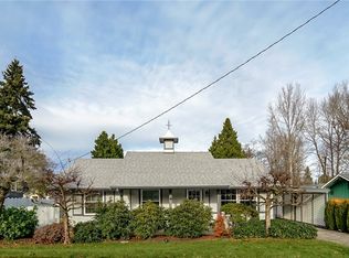 240 SW 118th St, Burien, WA 98146