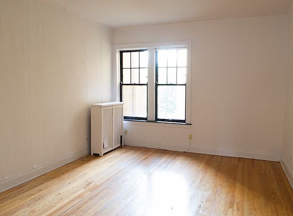 4th image of 539 W Wellington Ave APT 8