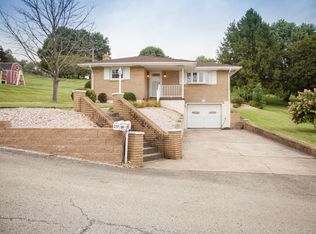 218 Larson Blvd, Rostraver Township, PA 15012