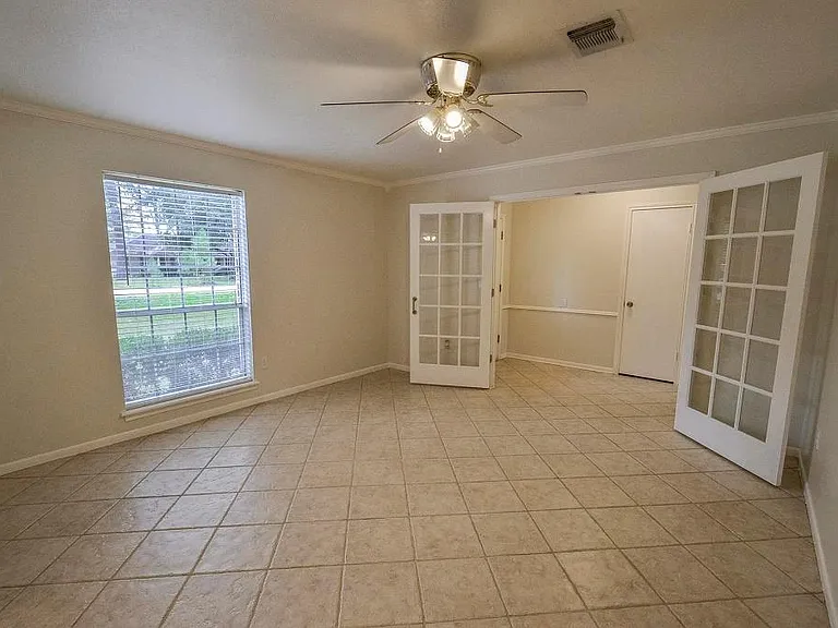 25602 Oakhurst Dr — Photo 5