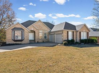 3857 Amberwood St, Springdale, AR 72762