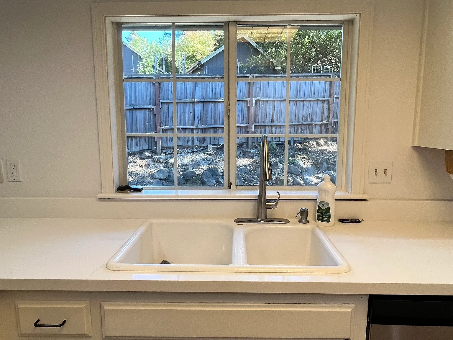 3 bed, 1380 sqft, $3,900 — Photo 4