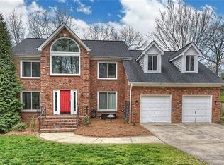 1941 Dugan Dr, Charlotte, NC 28270