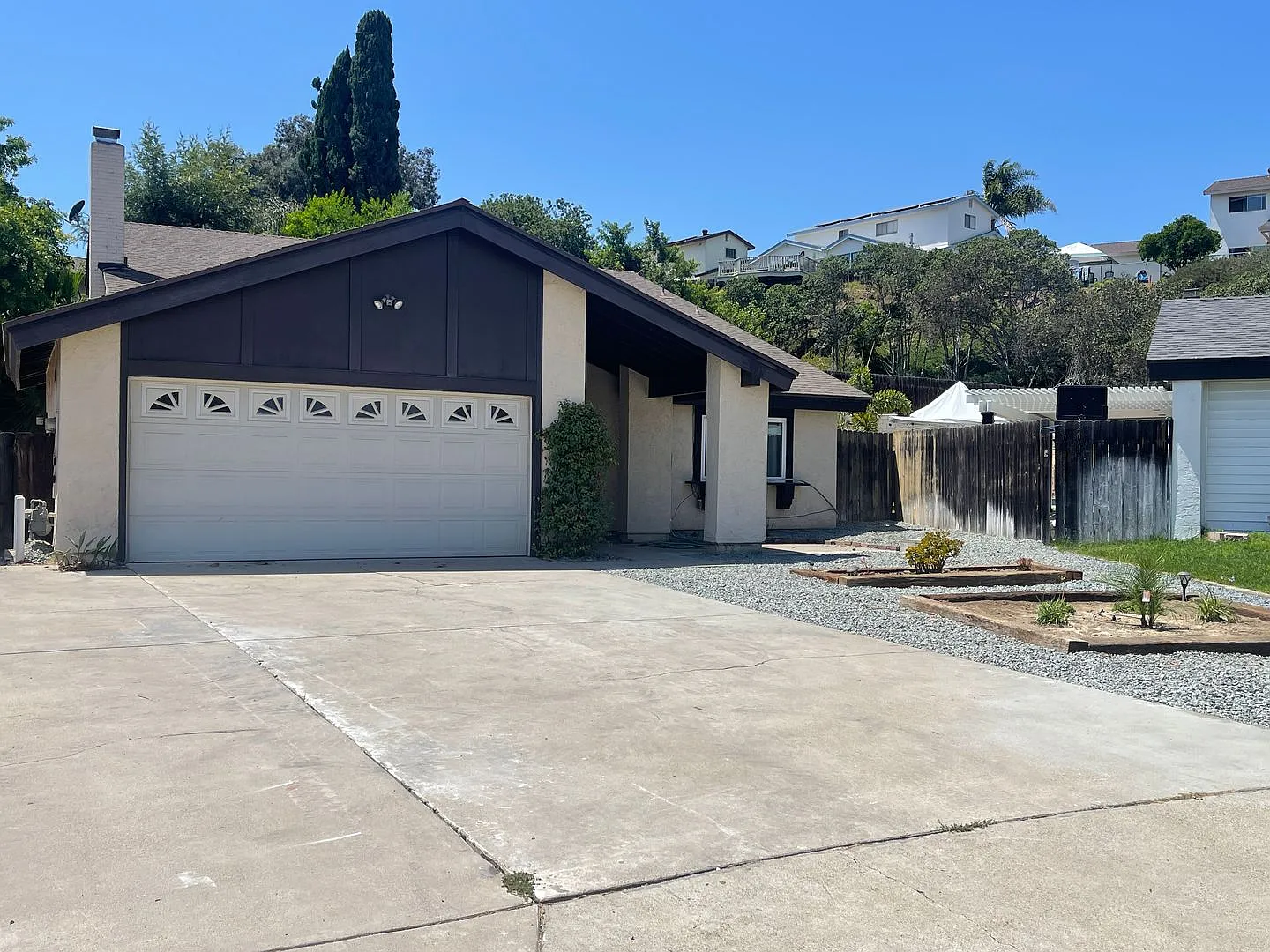 4 bedrooms 2.5 house in Chula Vista. — Photo 2