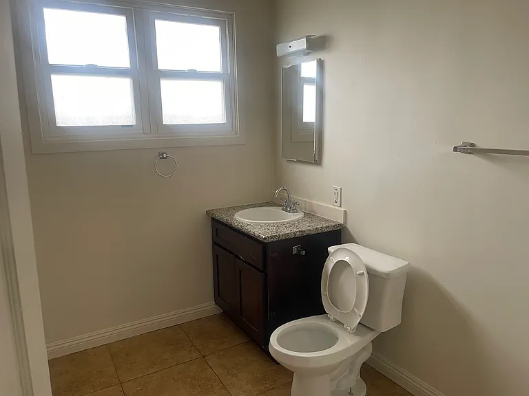 201 S Rampart Blvd #A — Photo 12