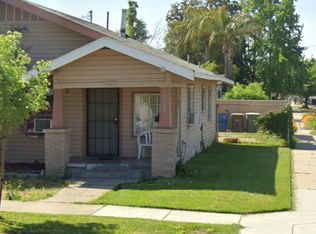 1525 8th St, Sanger, CA 93657