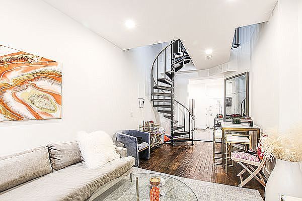 1st image of 577 2nd Ave Penthouse 6S
