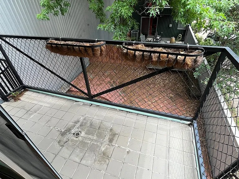 1315 Buckner St — Photo 12