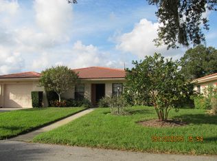 5057 Vivienda Way, Sarasota, FL 34235