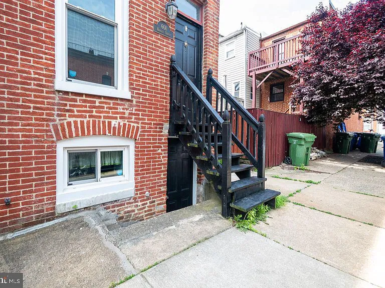 601 Harvey St — Photo 19