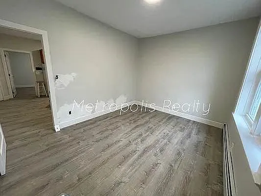 Rented by Metropolis International Realty Inc. | media 13