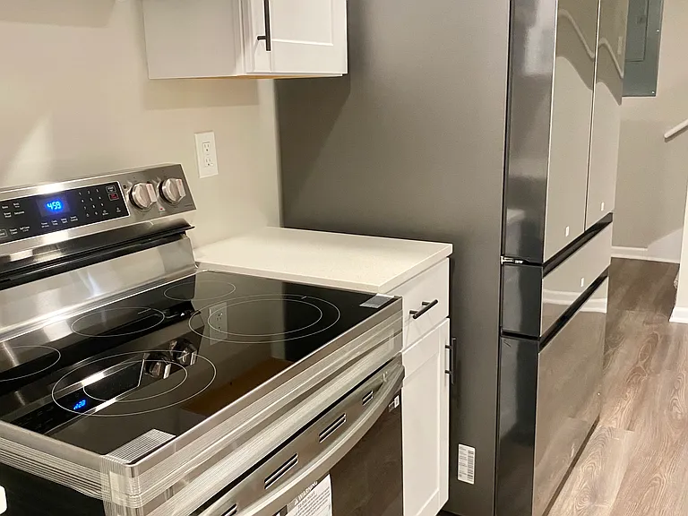 4031 Flora Ave — Photo 10
