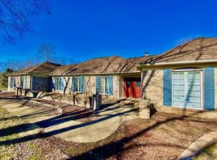 7088 Stonebridge Rd, Newburgh, IN 47630