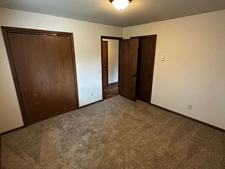 1136 Sunset Ln — Photo 5