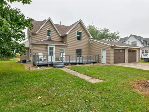 407 Elizabeth St, Radcliffe, IA 50230