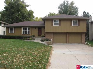 13561 Arbor St, Omaha, NE 68144