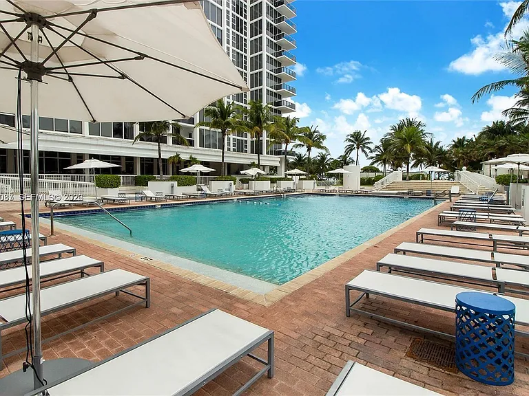 10275 Collins Ave #1404 — Photo 33