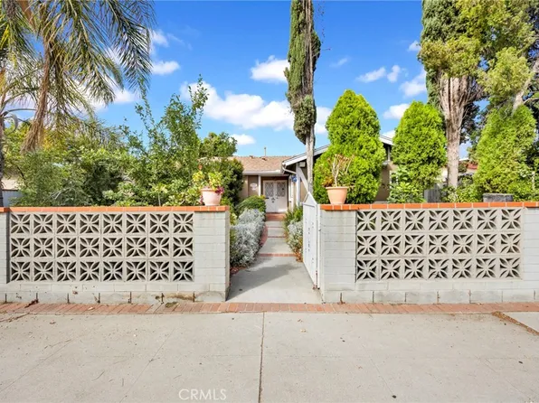 15901 Lassen St, North Hills, CA 91343
